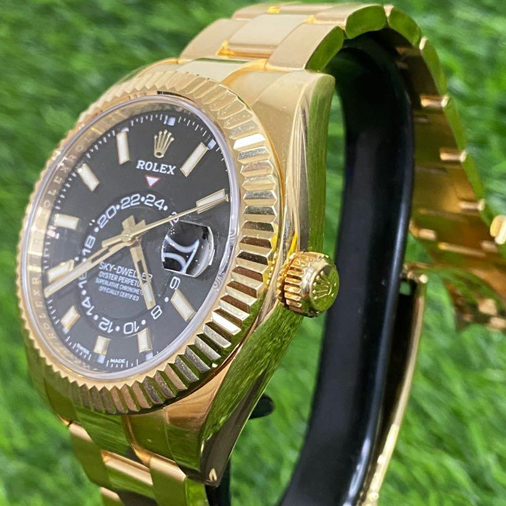 Replica Rolex Sky-Dweller m326938-0004 42MM - WatchesReplica.is