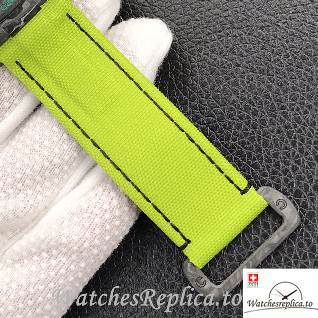 Swiss Rolex Daytona Replica Green Canvas strap 40MM Black Dial - WatchesReplica.is