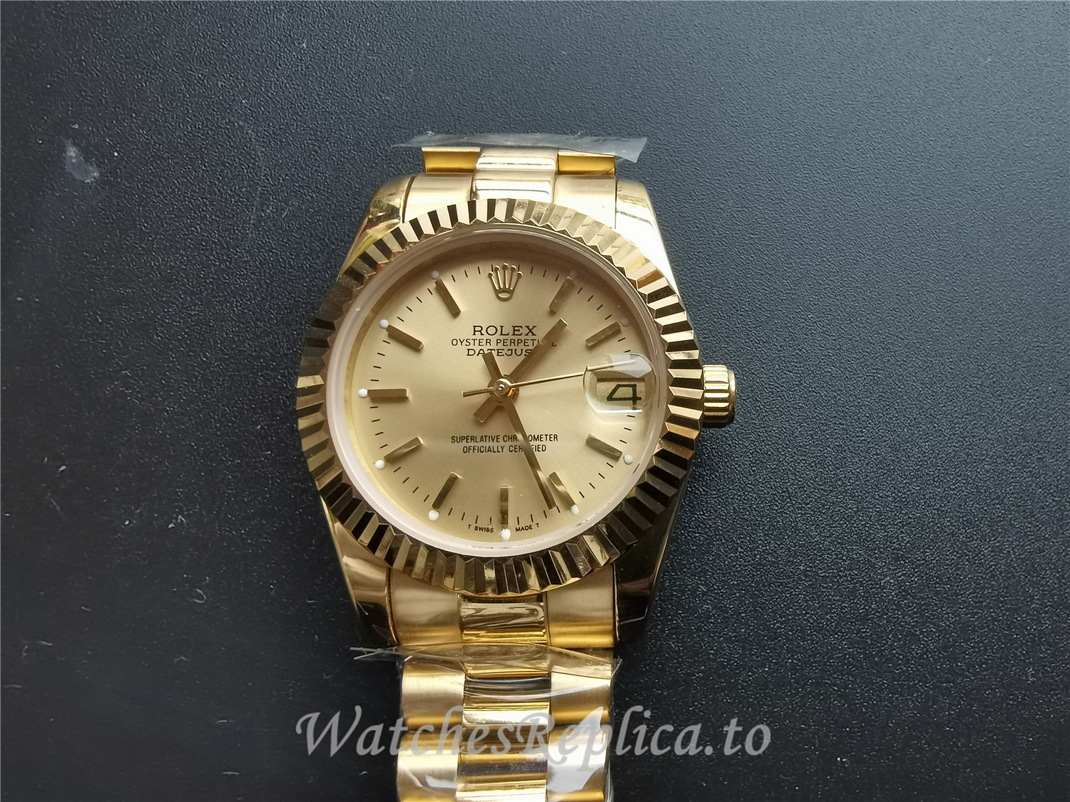 Rolex Mid Size Datejust Champagne Dial 68278 - WatchesReplica.is