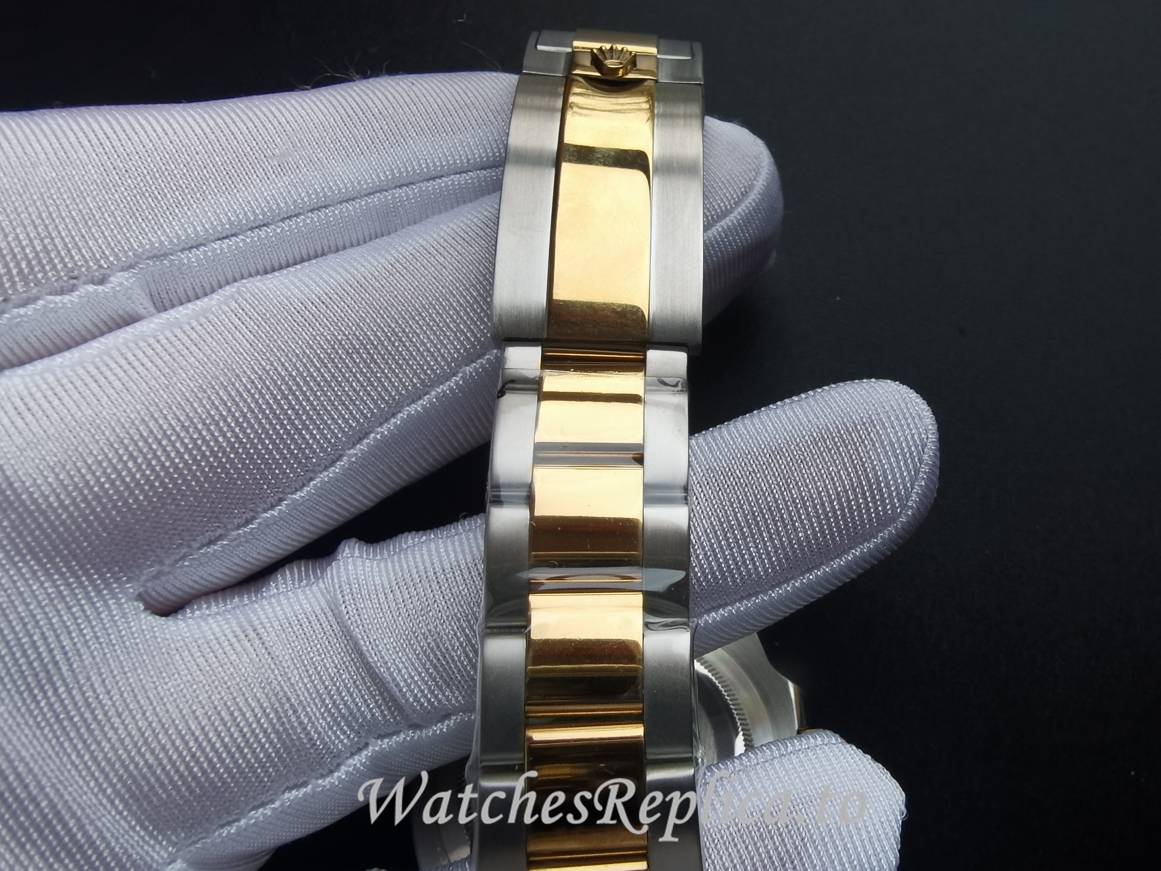 Swiss Rolex Submariner Date Replica 116613 Blue Bezel 40.5MM - WatchesReplica.is