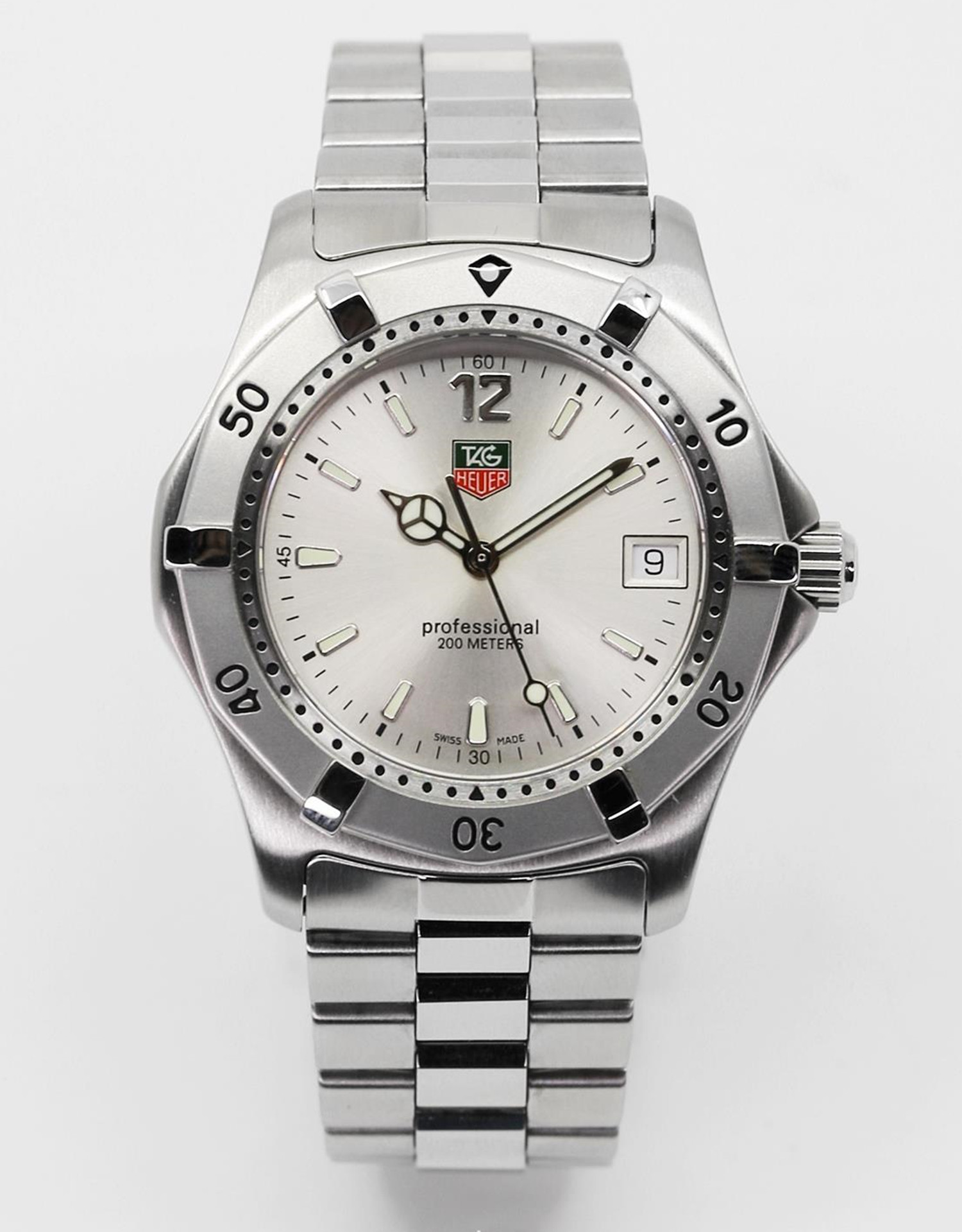 Tag Heuer Professional 2000 WK1112 Silver Dial 37 mm - WatchesReplica.is