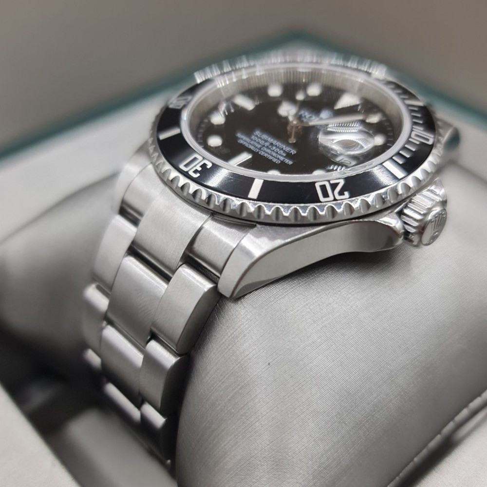 Replica Rolex Submariner Black Dial 16610 - WatchesReplica.is