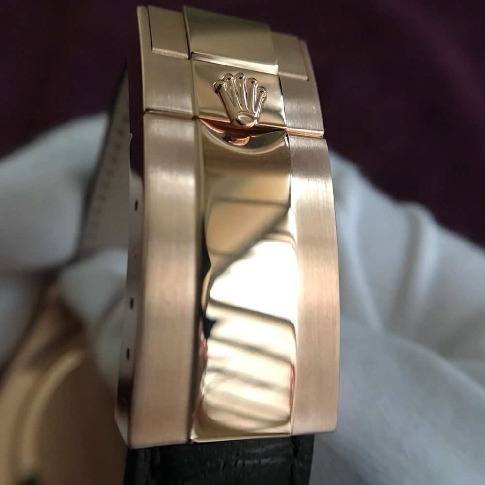Replica Rolex Daytona 116515LN 40MM - WatchesReplica.is