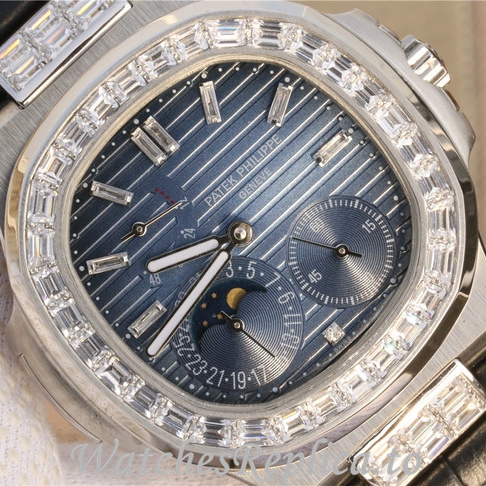 Patek Philippe Replica Nautilus 5712 Leather strap 40MM - WatchesReplica.is
