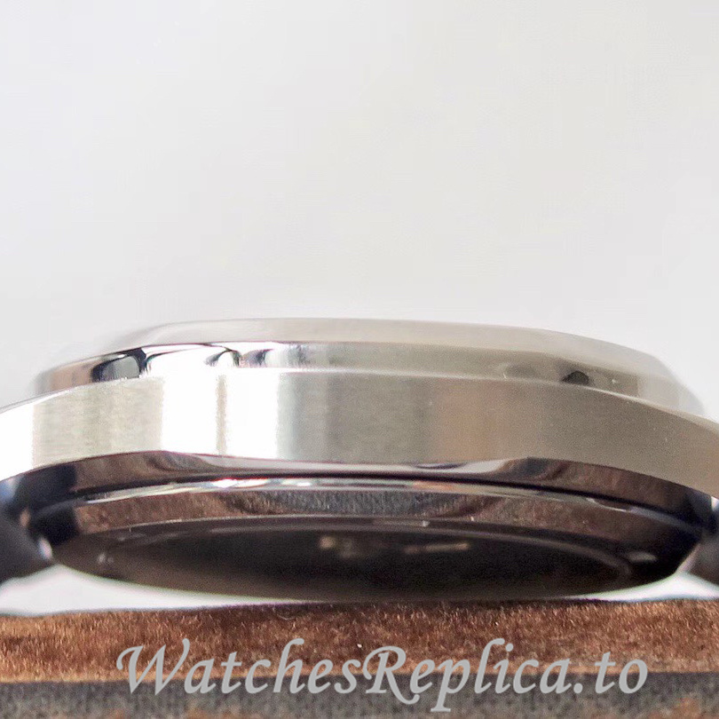 Patek Philippe Replica Aquanaut Rubber strap 35.6MM - WatchesReplica.is