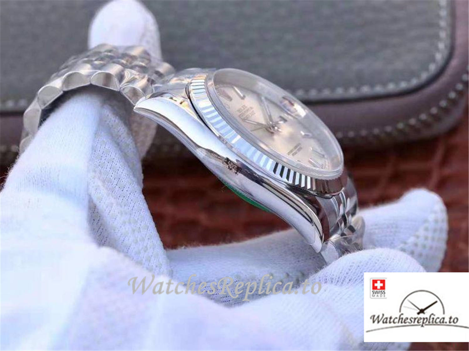 Swiss Rolex Datejust Replica 116234 004 Silver Dial 36MM - WatchesReplica.is