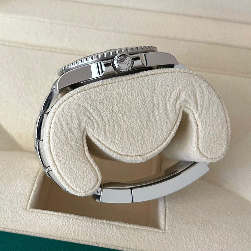 Replica Rolex Submariner Watch Black Dial 126610 - WatchesReplica.is