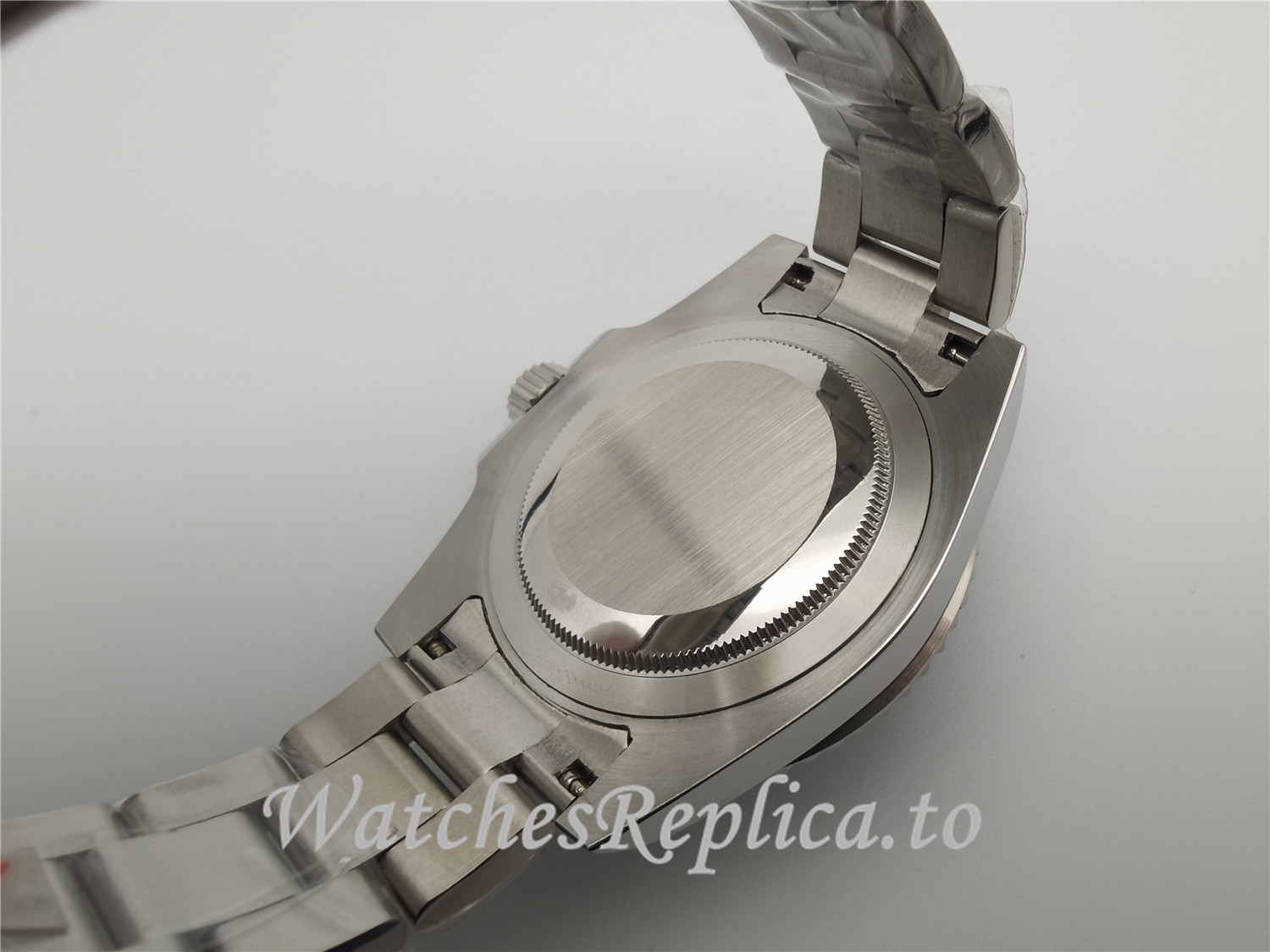 Rolex Submariner Date Replica 116610LV-0002 Green Dial Men's Watch 40MM - WatchesReplica.is