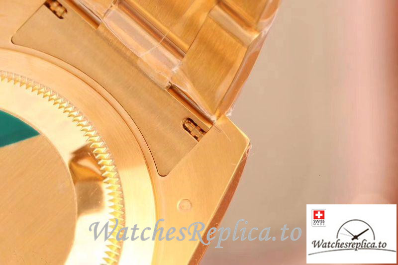 Swiss Rolex Submariner Date Replica 116618LN Gold Strap 40MM - WatchesReplica.is