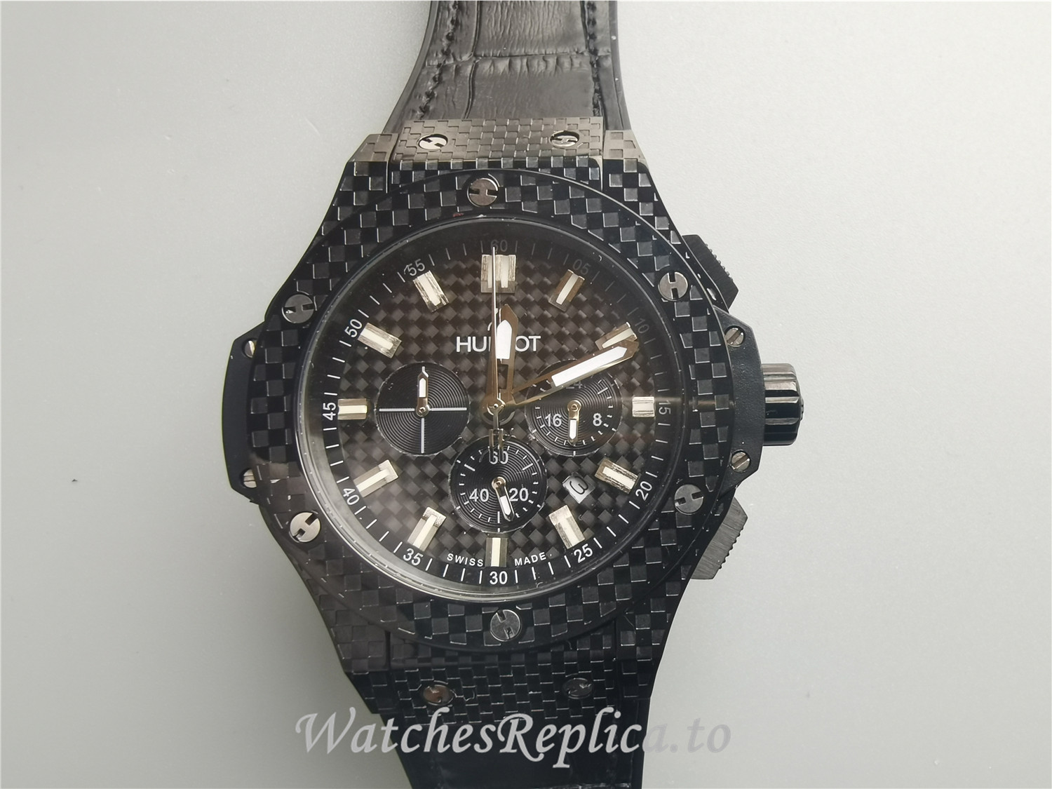 Hublot 44mm Black Carbon Dial 301.QX.1740.GR 44 MM - WatchesReplica.is