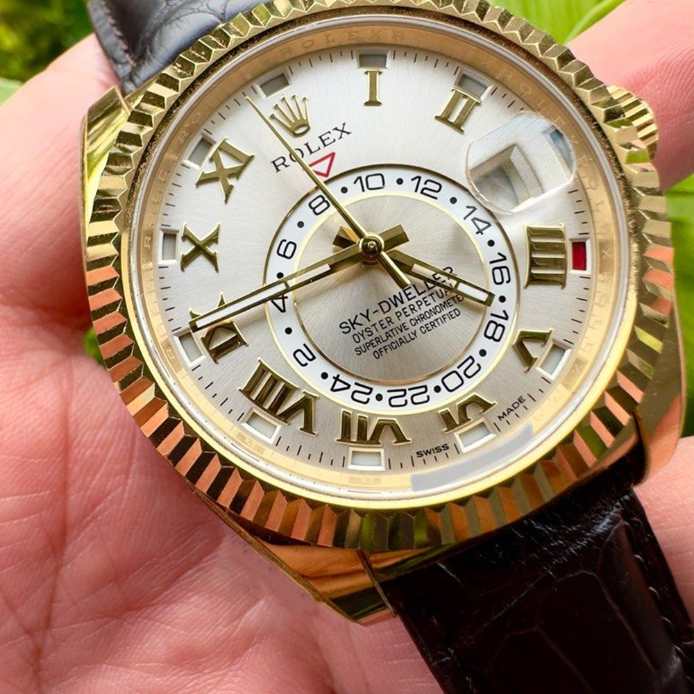 Rolex Sky Dweller Silver Dial 326138 - WatchesReplica.is