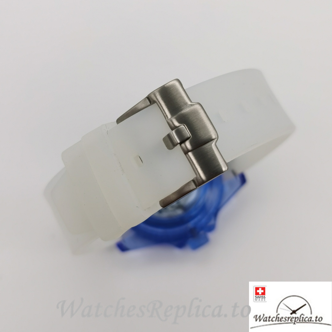 Swiss Rolex Submariner Replica White Rubber strap 40MM Blue Case - WatchesReplica.is