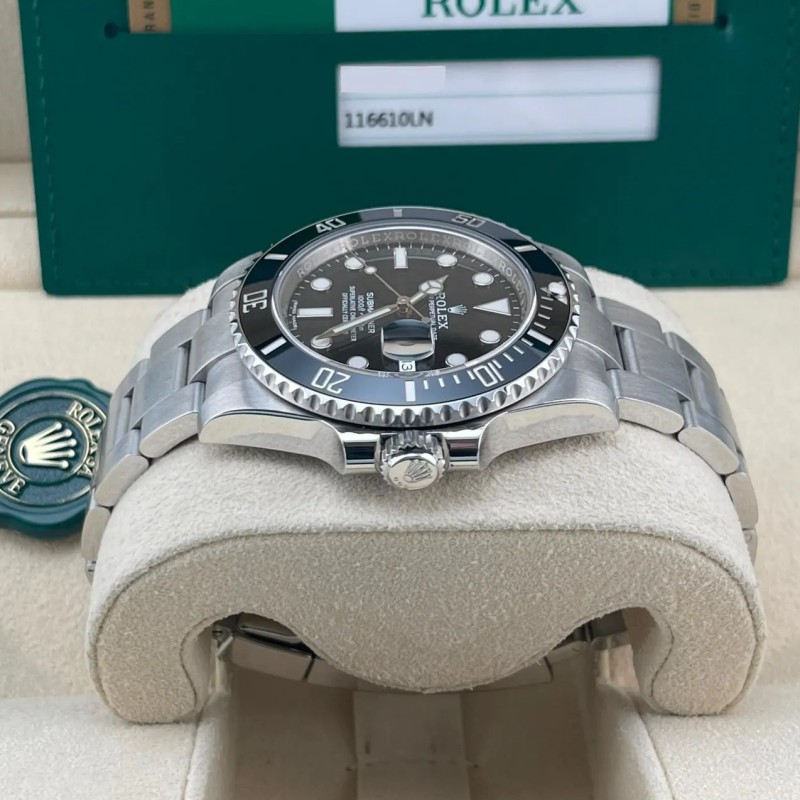 Rolex Submariner Black Dial 116610 LN-40 MM - WatchesReplica.is