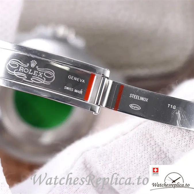 Swiss Rolex Submariner Replica 116610LV Leather strap 40MM - WatchesReplica.is