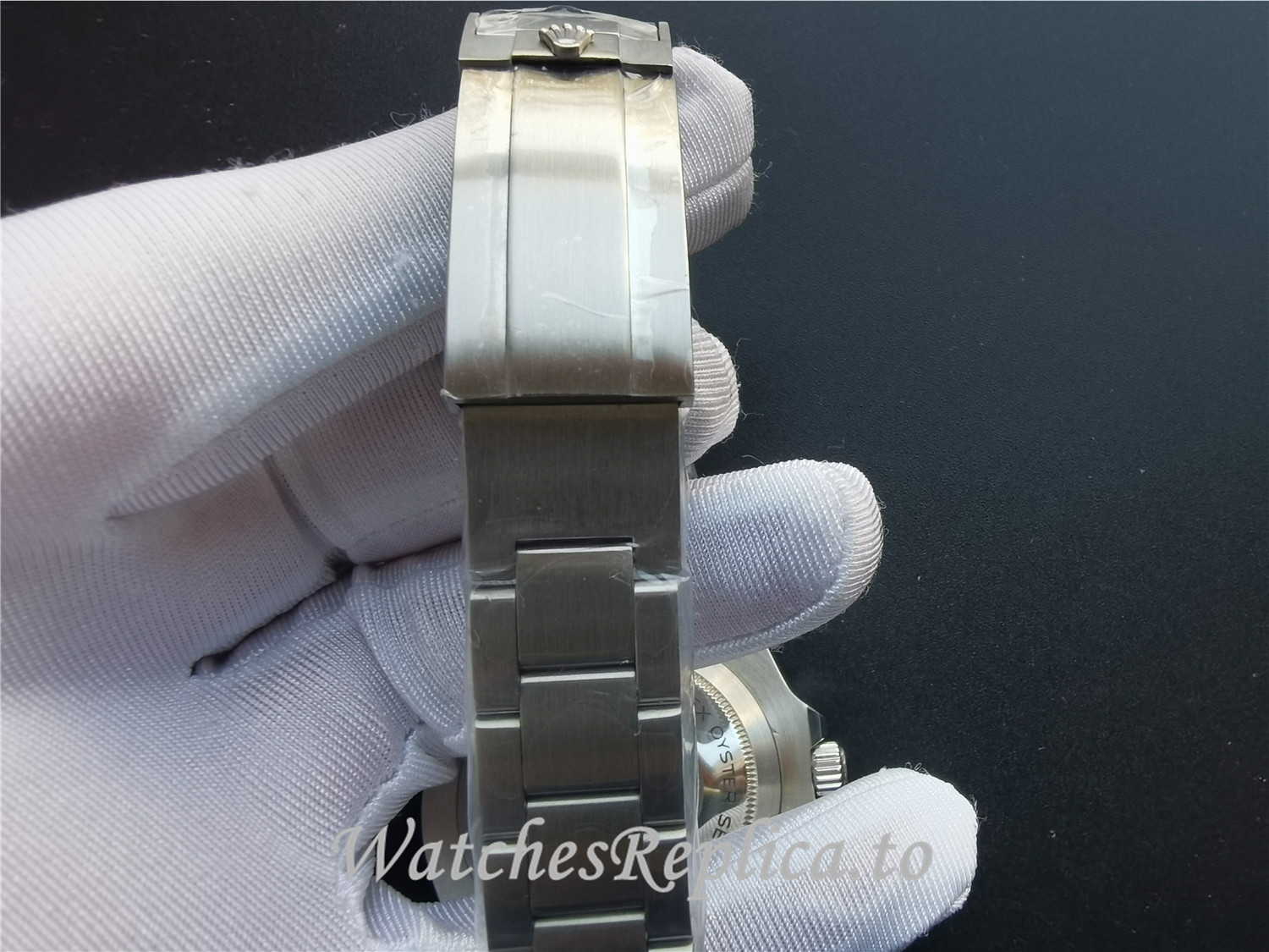 Rolex Sea-Dweller Replica 126600 Black Bezel 43MM - WatchesReplica.is