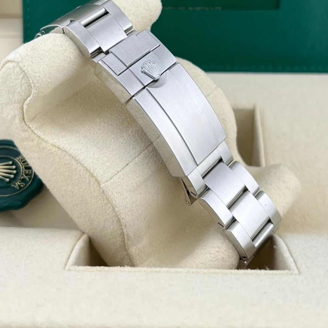 Rolex Air King 126900 40mm - WatchesReplica.is