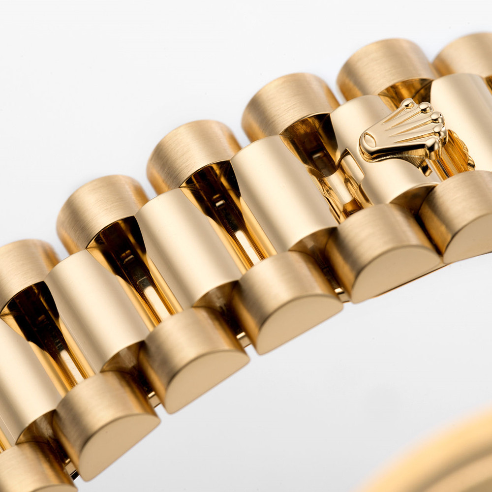 Rolex Replica Day-Date 36mm 18238 - WatchesReplica.is