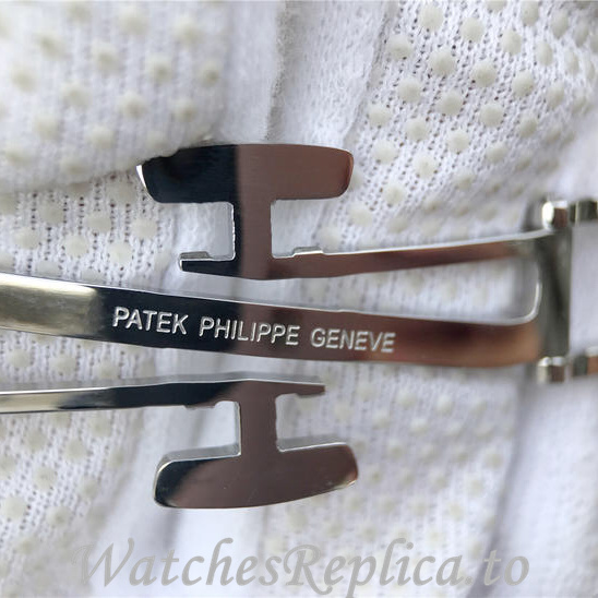Patek Philippe Replica Nautilus 7118 Stainless steel strap 35.2MM - WatchesReplica.is