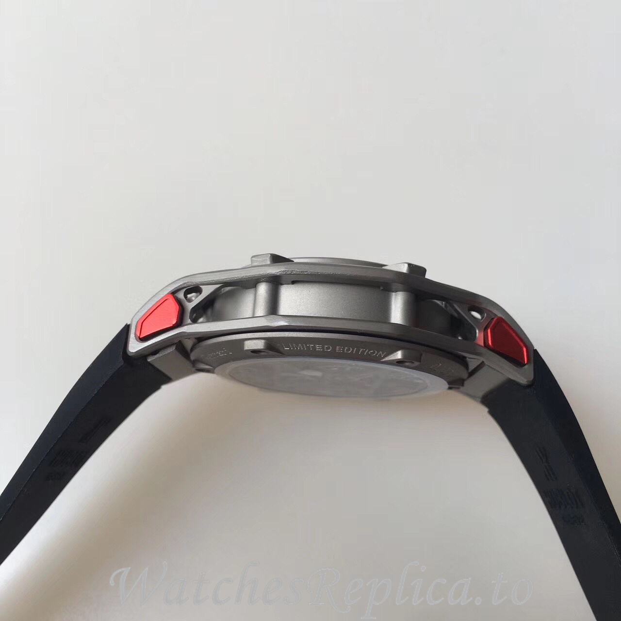Hublot Replica Ferrari Rubber strap 43MM - WatchesReplica.is
