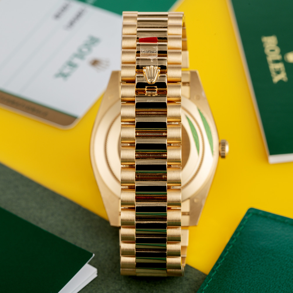 Rolex Replica Day-Date 41mm 228238 - WatchesReplica.is