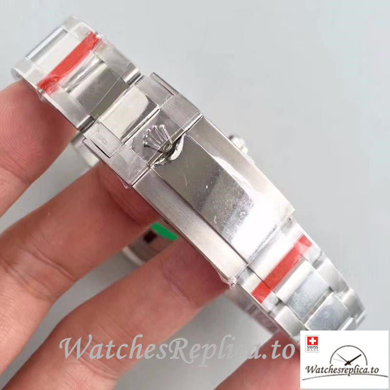Swiss Rolex GMT-Master II Replica 116710LN Black Bezel 40MM - WatchesReplica.is