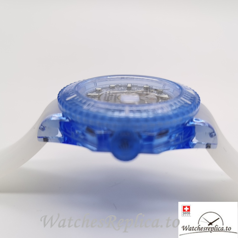Swiss Rolex Submariner Replica White Rubber strap 40MM Blue Case - WatchesReplica.is