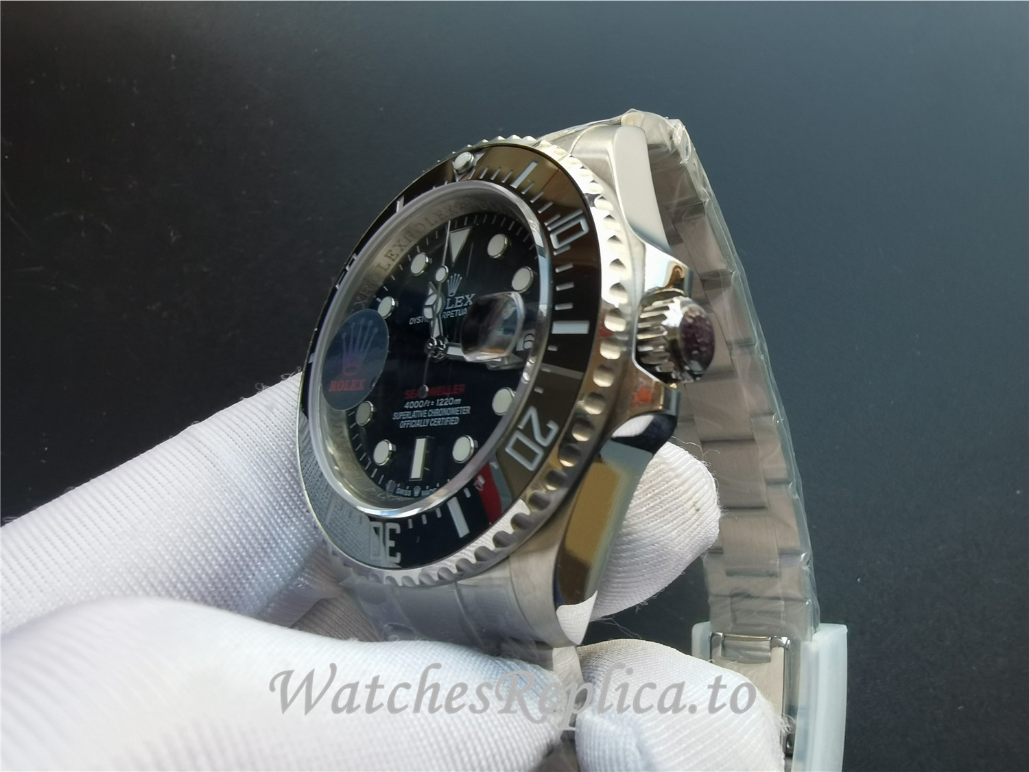 Rolex Sea-Dweller Replica 126600 Black Bezel 43MM - WatchesReplica.is