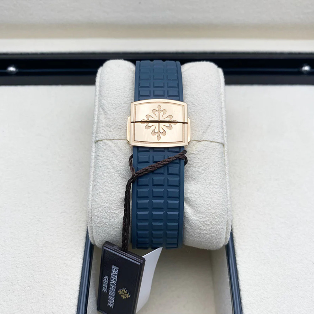 Patek Philippe Aquanaut 5261R-001 Blue Gray 40mm - WatchesReplica.is