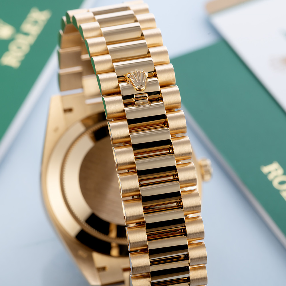 Replica Rolex Day-Date 228238 Mens Watch - WatchesReplica.is