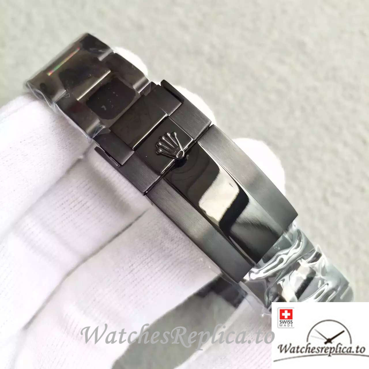 Swiss Rolex GMT Master Replica 116713-LN-78203 Stainless steel strap 40MM - WatchesReplica.is