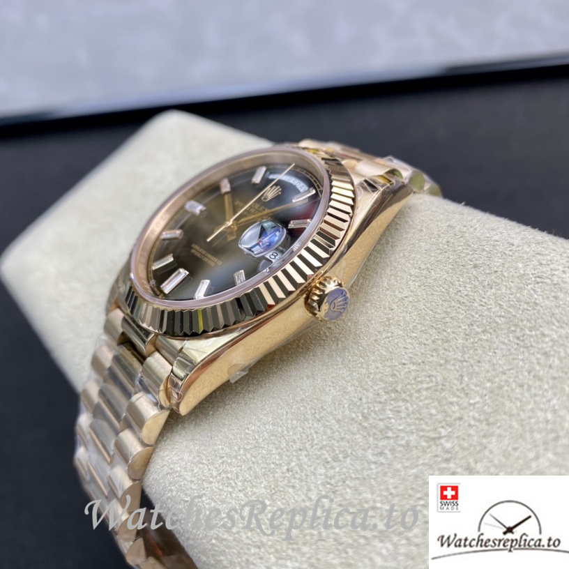 Swiss Rolex Day Date Replica 228235 Rose Gold strap 40MM - WatchesReplica.is