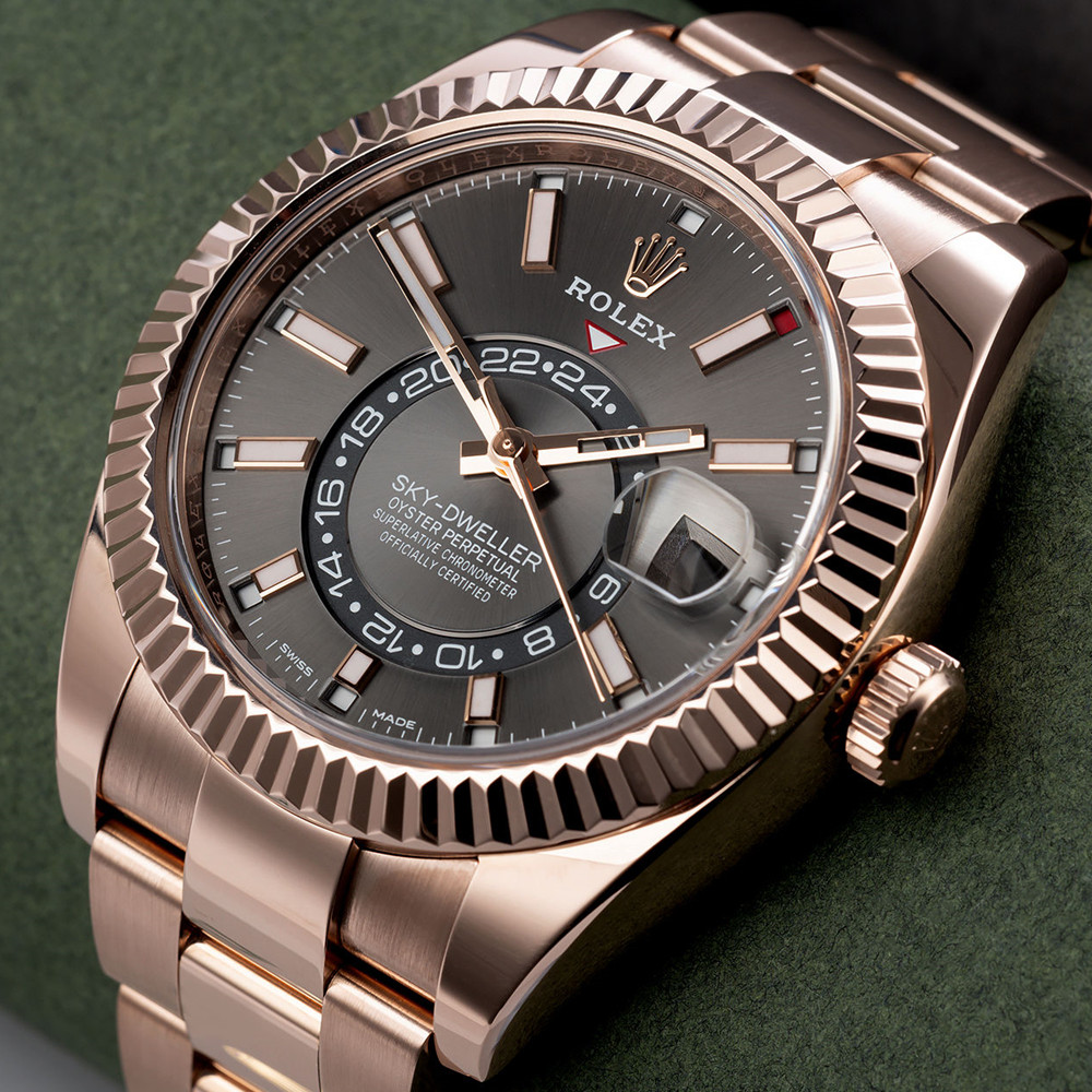 Replica Rolex Sky-Dweller m326935-0007 42MM - WatchesReplica.is