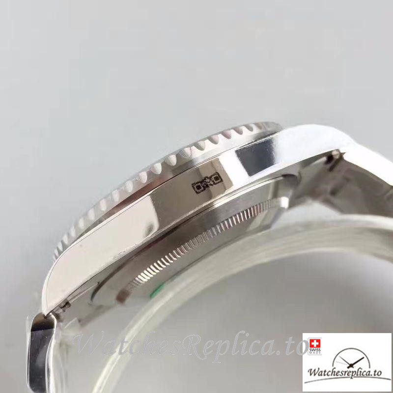 Swiss Rolex Submariner Date Replica 116610LV 002 Silver Strap 40MM - WatchesReplica.is