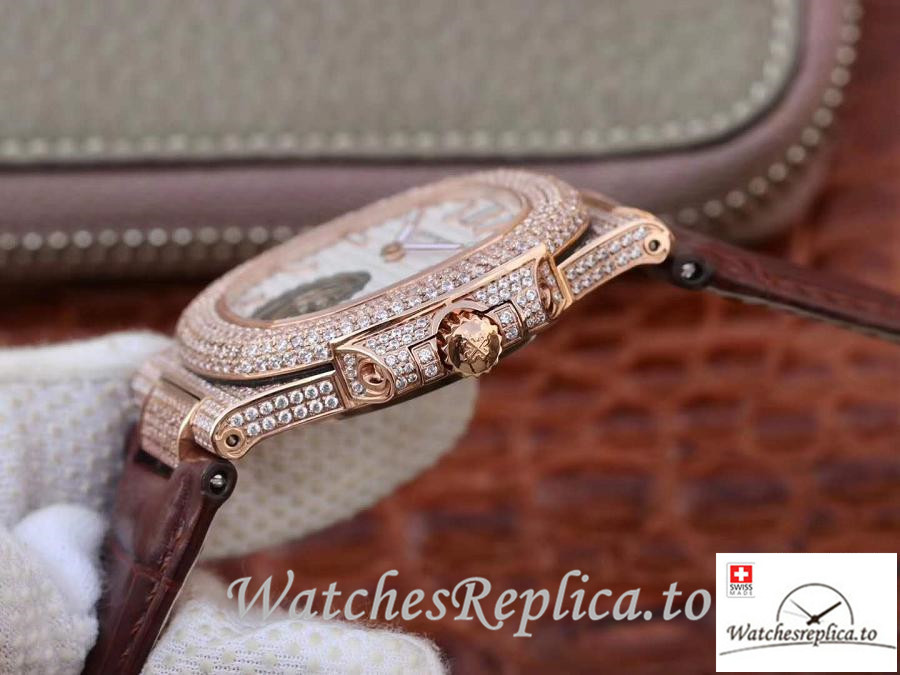 Swiss Patek Philippe Nautilus Jumbo Replica 5711 002 Brown Strap 40MM - WatchesReplica.is
