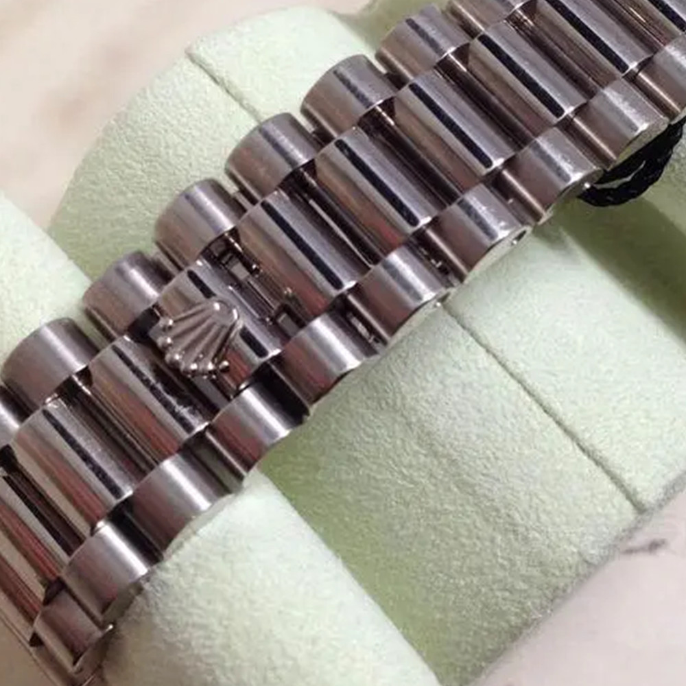 Rolex Day-Date Blue Diamond Dial 118346 - WatchesReplica.is