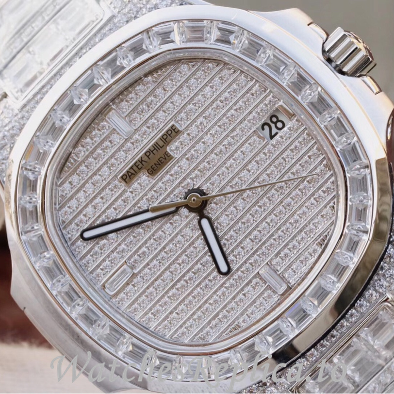 Patek Philippe Replica Nautilus 5719 White Gold strap 40MM - WatchesReplica.is