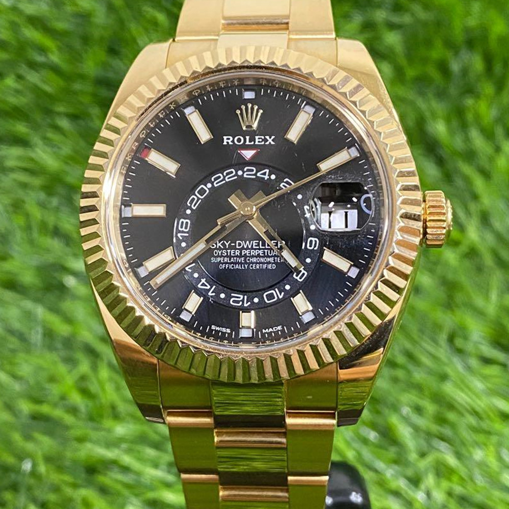 Replica Rolex Sky-Dweller m326938-0004 42MM - WatchesReplica.is