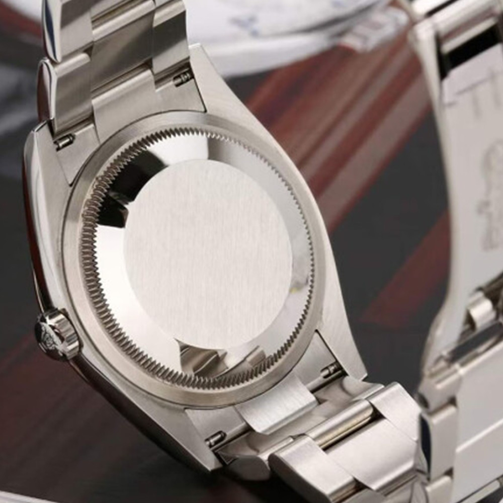 Rolex Replica Day-Date Silver Dial 118209 - WatchesReplica.is