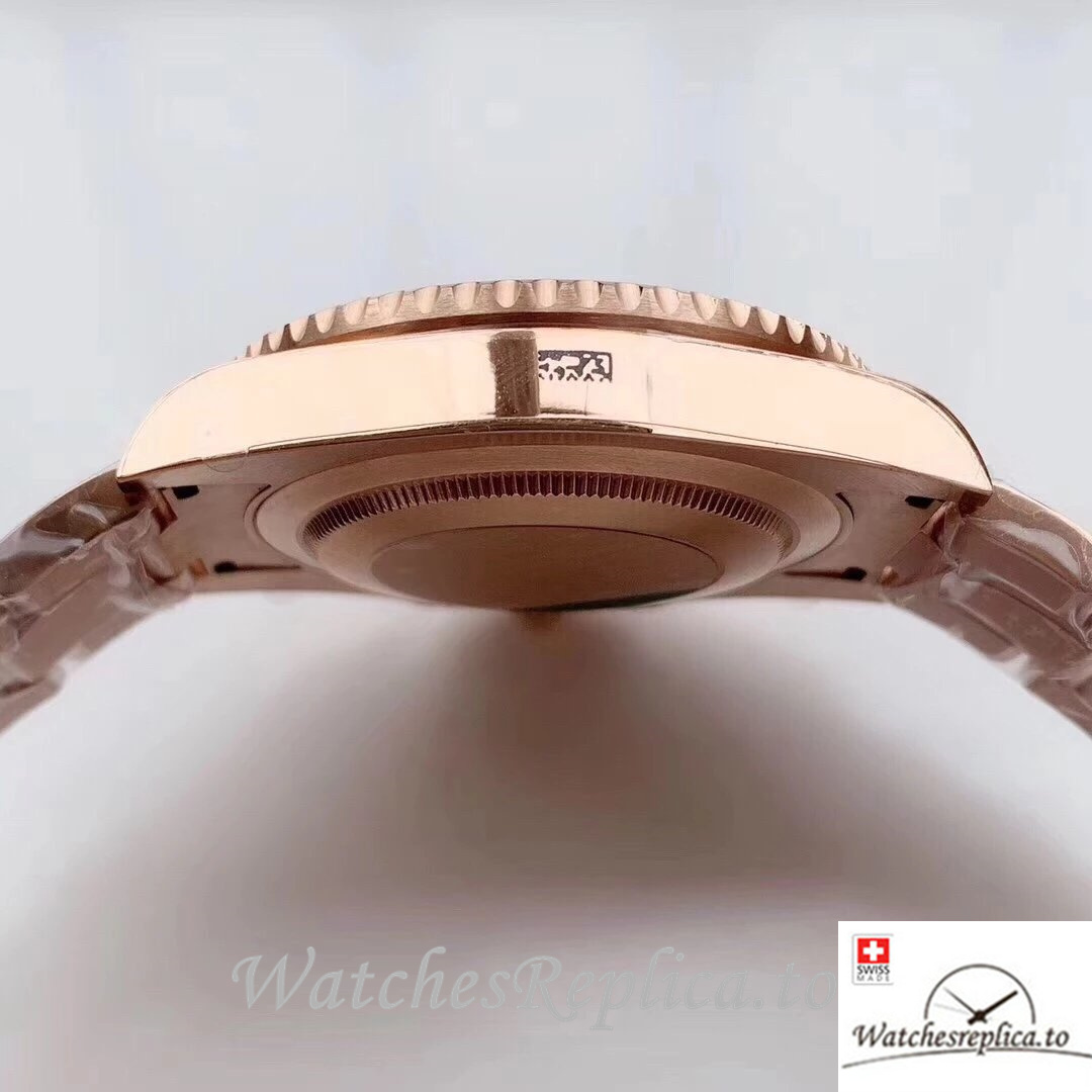 Swiss Rolex GMT-Master Replica 126715 Rose Gold strap 40MM - WatchesReplica.is