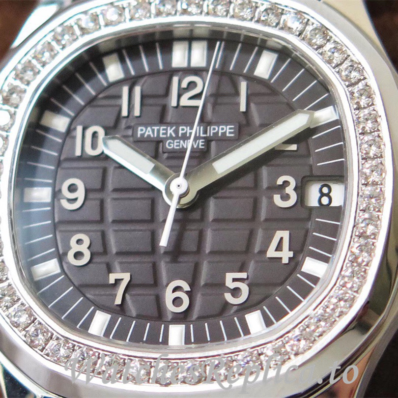 Patek Philippe Replica Aquanaut Rubber strap 35.6MM - WatchesReplica.is