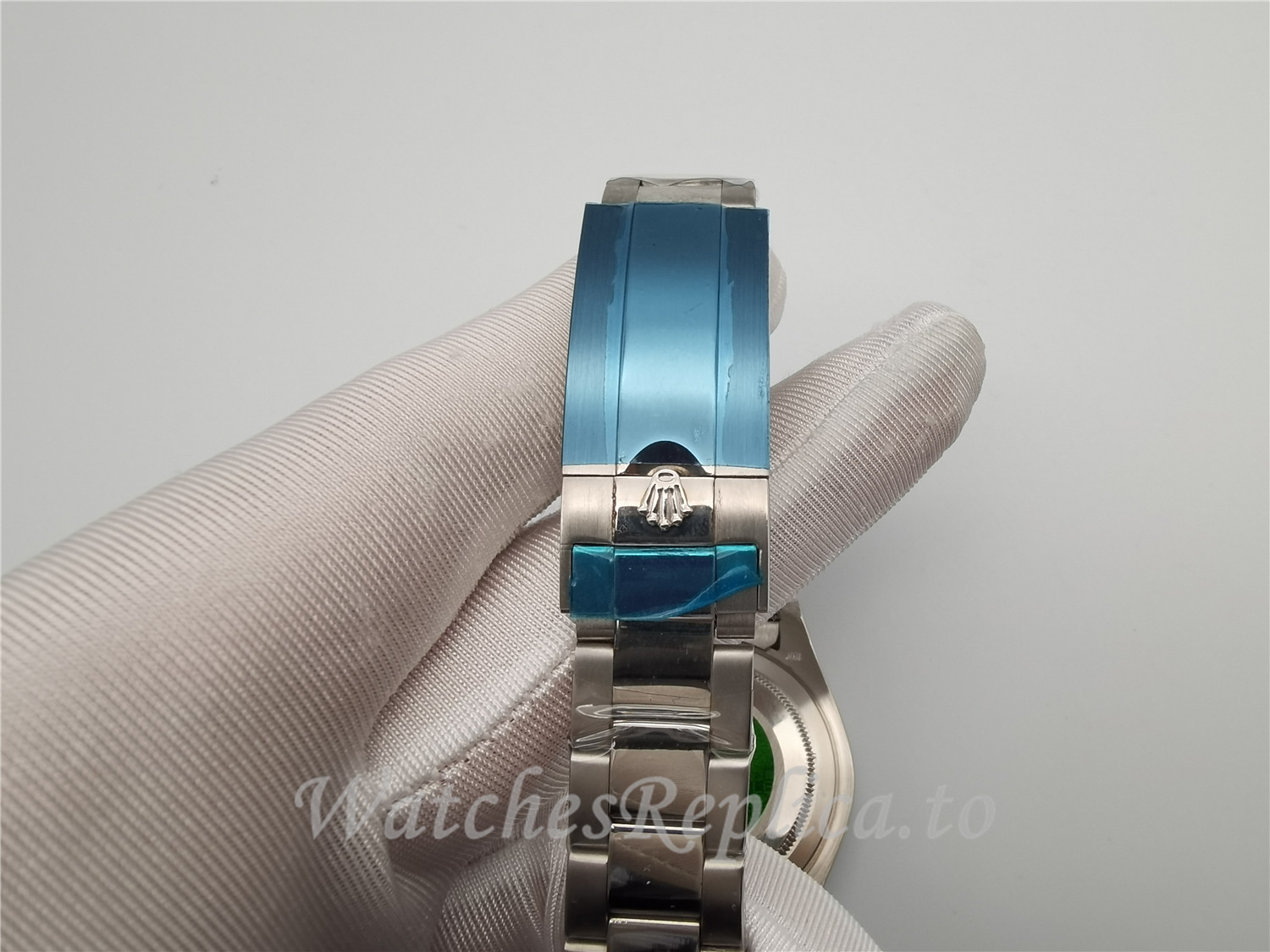 Rolex Yacht Master Replica 116622 Silver Bezel 40MM - WatchesReplica.is