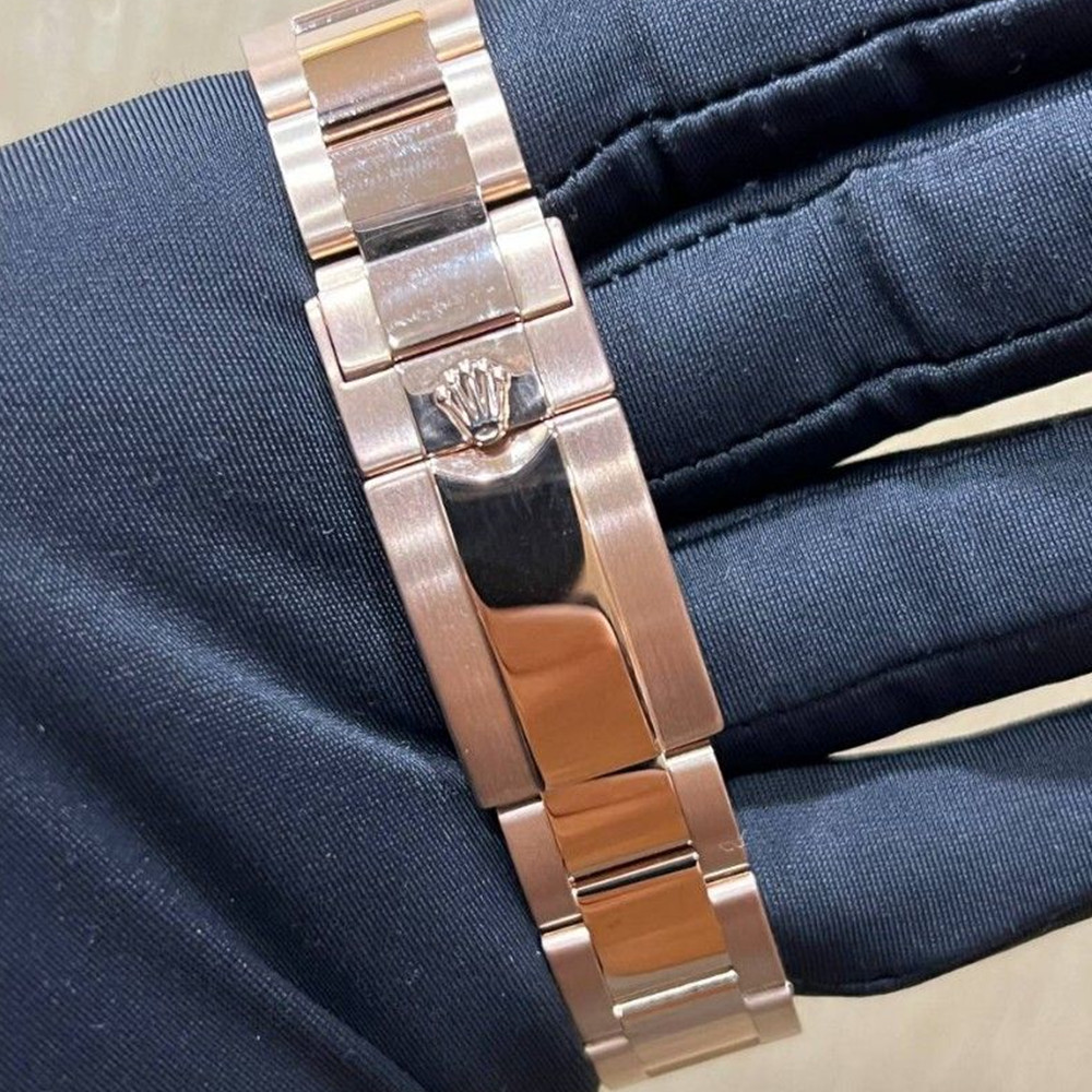 Rolex Daytona Black Dial 116505 - WatchesReplica.is