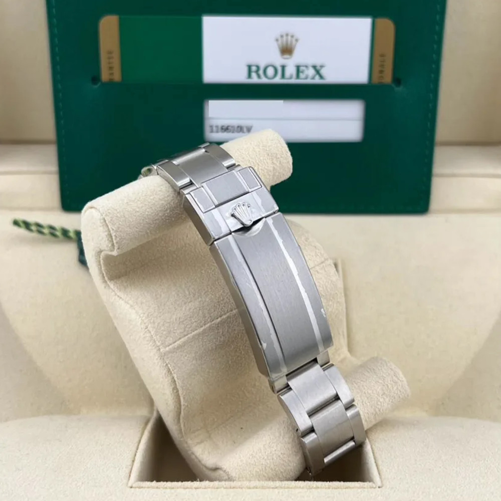 Rolex Submariner Green Dial 116610 LV - WatchesReplica.is