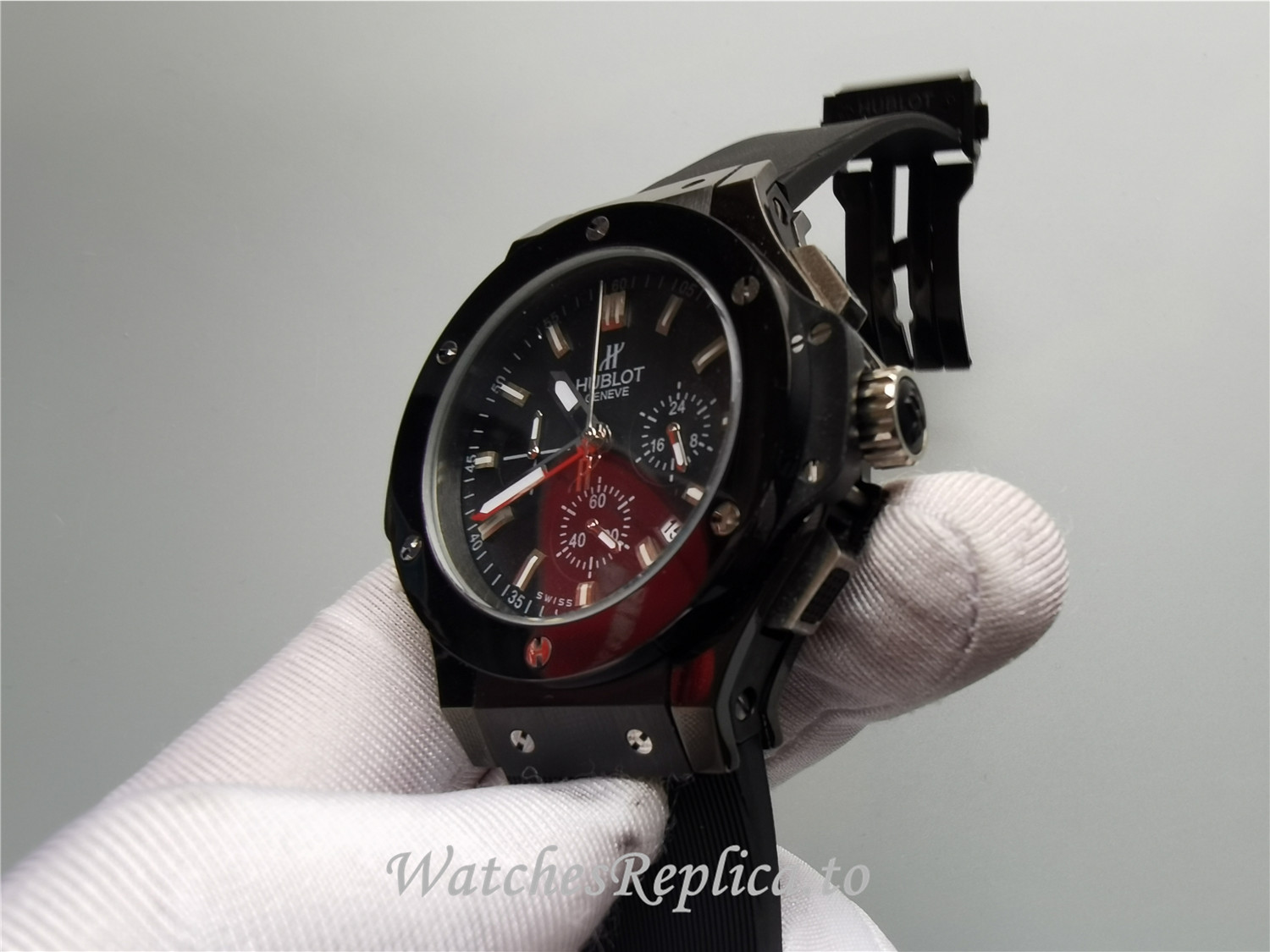 Hublot 44mm Black Carbon Dial 301.CI.1770.RX 44 MM - WatchesReplica.is