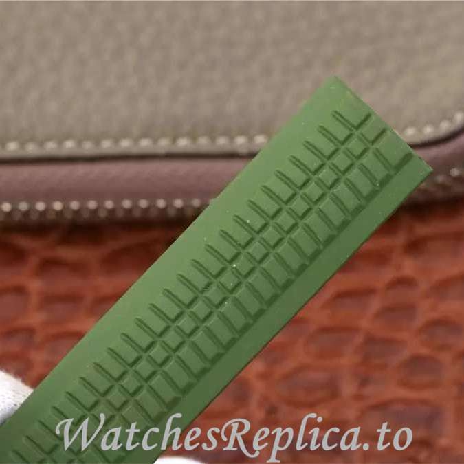 Patek Philippe Replica Aquanaut Rubber strap 42MM - WatchesReplica.is
