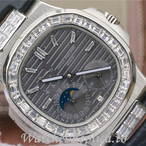 Patek Philippe Replica Nautilus 5712 Leather strap 40MM - WatchesReplica.is