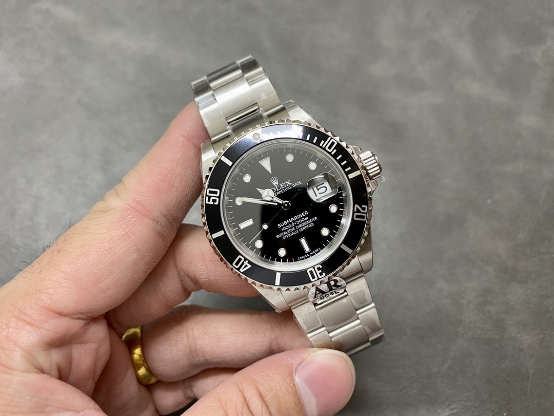 Replica Rolex Submariner Black Dial 16610 - WatchesReplica.is