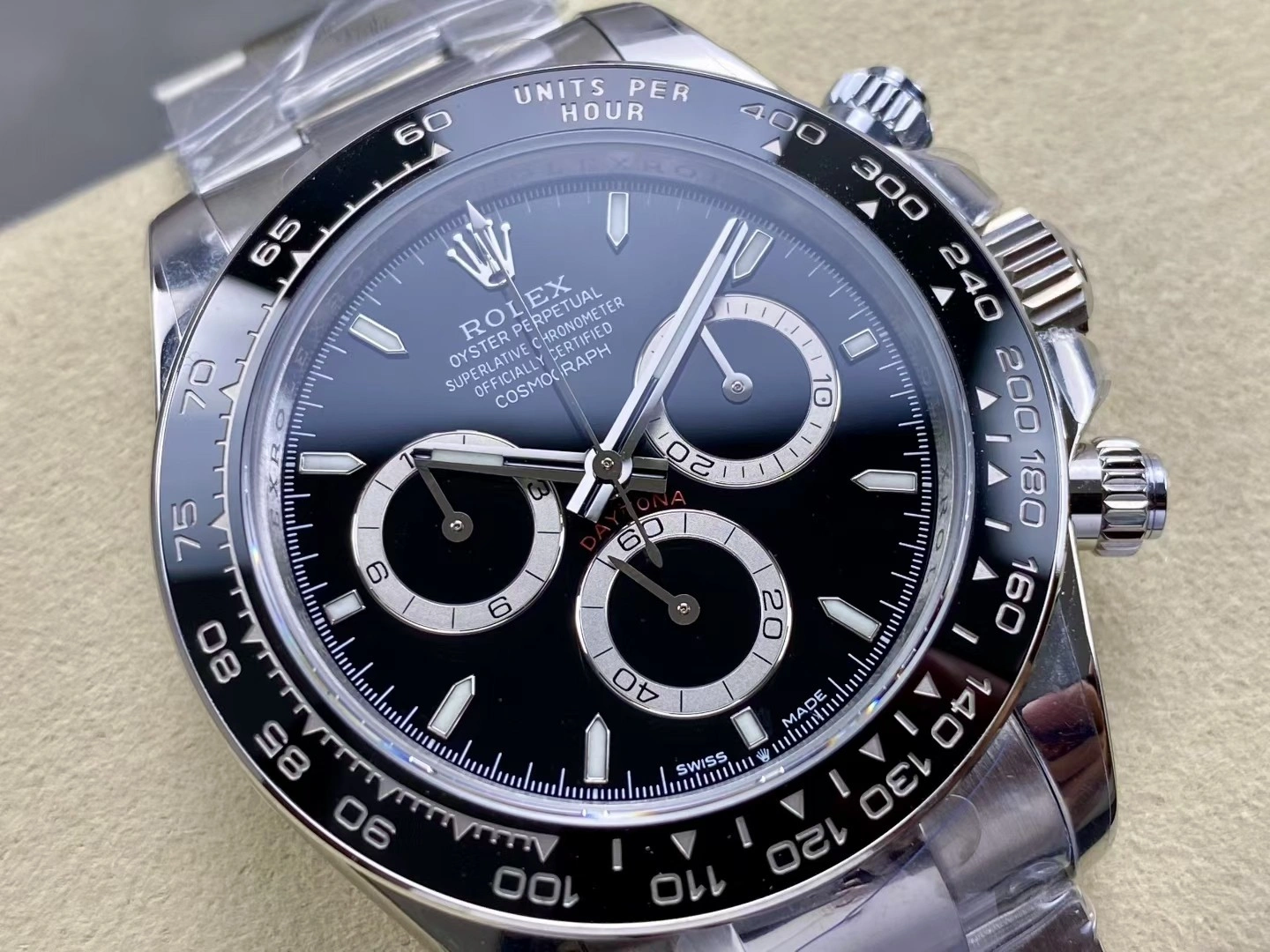 Rolex Cosmograph Daytona 126500LN 0002 - WatchesReplica.is