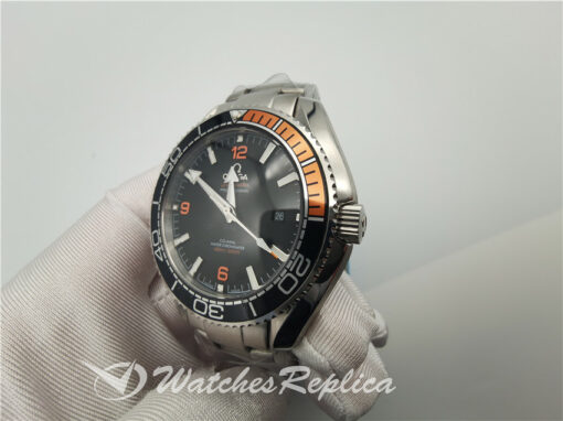 Omega Seamaster 215.30.44.21.01.002 316 Grade Stainless Steel Black Dial For Men 43.5mm Watch